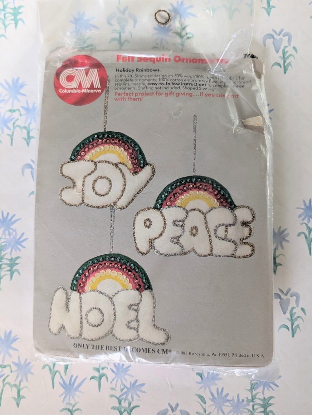 Vintage Columbia Minerva Holiday Rainbows Felt Ornament Kit NEW Sequins 80s